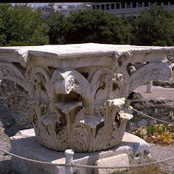 14.- Capitel Corintio