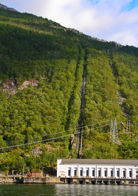 [0_d04aa_192f5d9f_orig%255B5%255D.jpg]