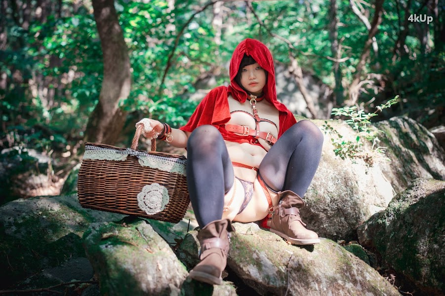 DJAWA Photo – Mimmi (밈미) Naughty Red Hiring Hood