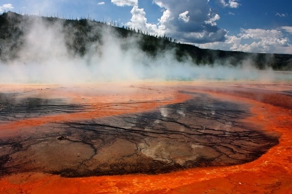 [PARQUE%2520NACIONAL%2520DE%2520YELLOWSTONE%255B3%255D.jpg]