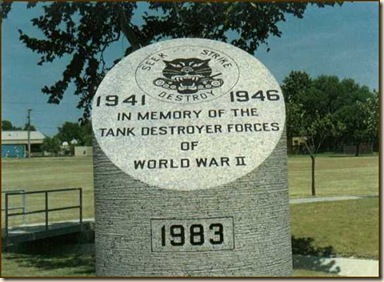 Fort_Hood_Tank_Destroyer_Monument