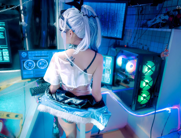 Coser@Joyce Lin Silver Wolf