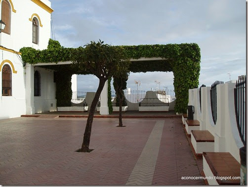 Conil. Plaza de la Constitución. Jardines Mirador- P2280754