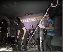 560652_276914355727378_100002264477936_631881_1011680159_n