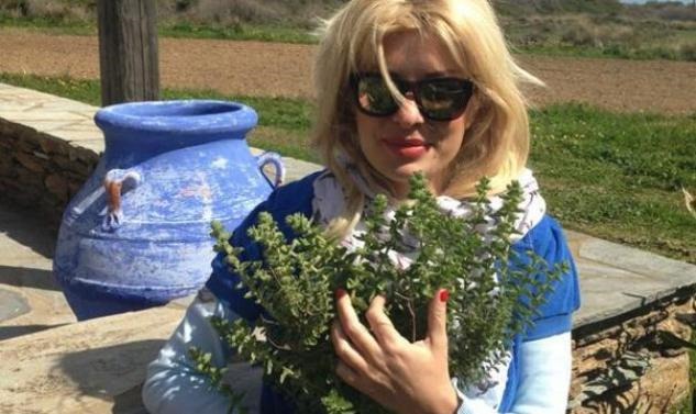 [eleni7_h_633_451%255B3%255D.jpg]