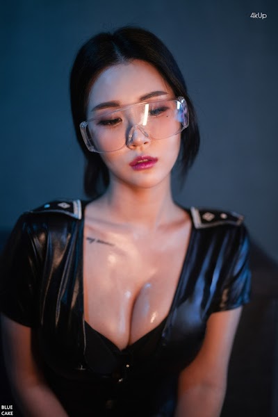 [BLUECAKE] Bomi (보미) – Siren