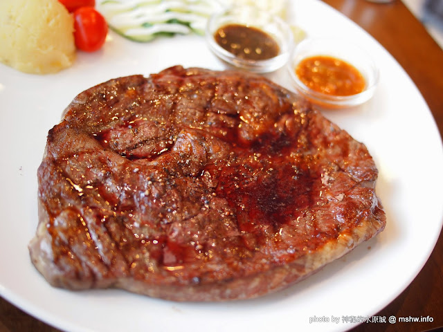 【食記】【生活】牛排組合肉與一般肉的差異?可能比原肉好吃嗎?! 嗜好 心情 排餐 生活 西式 飲食/食記/吃吃喝喝 