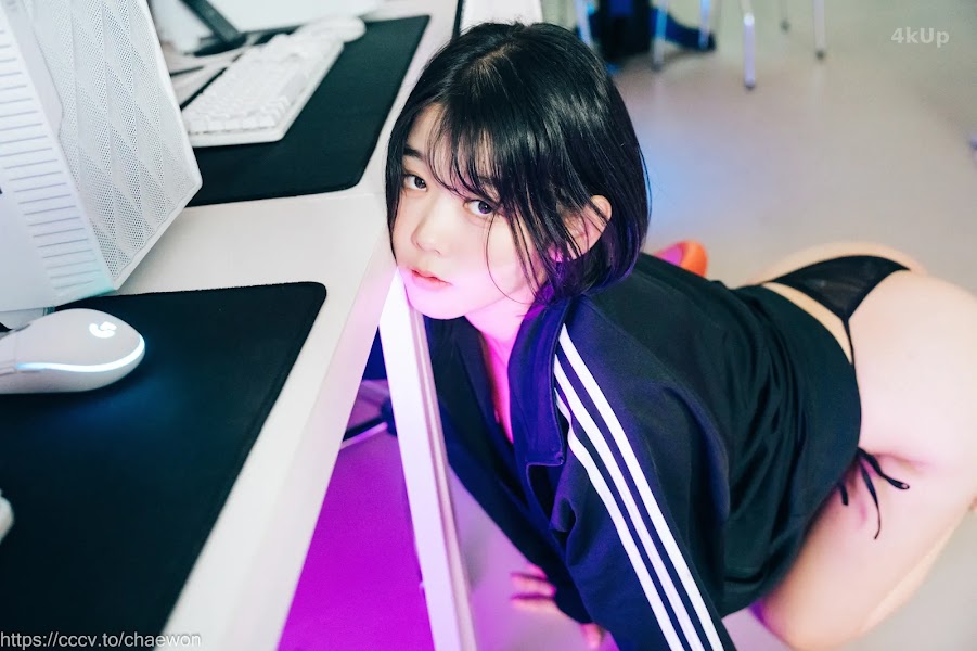 [Loozy] Zia (지아) PC Room With SP (Part A)
