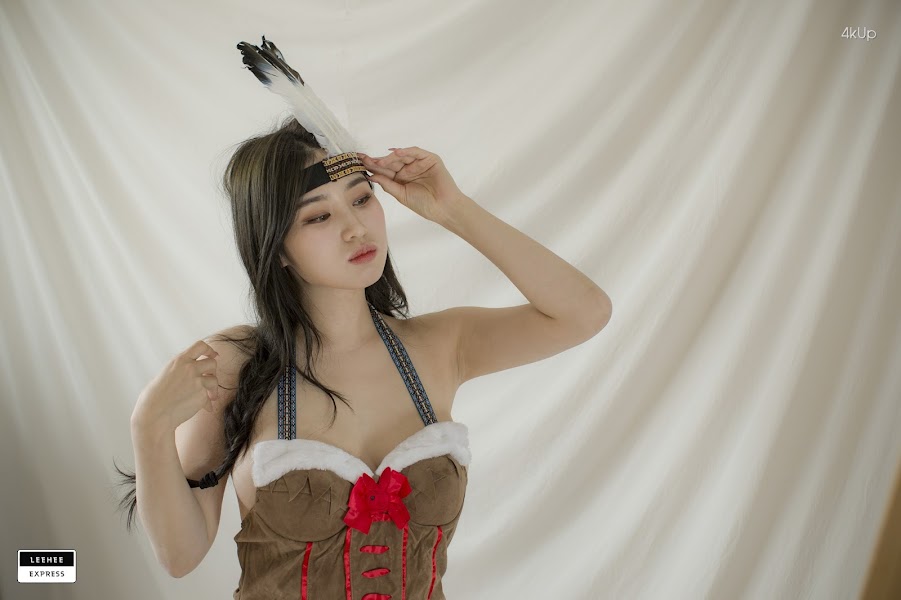 LEEHEE EXPRESS – LEBE-014 Woo