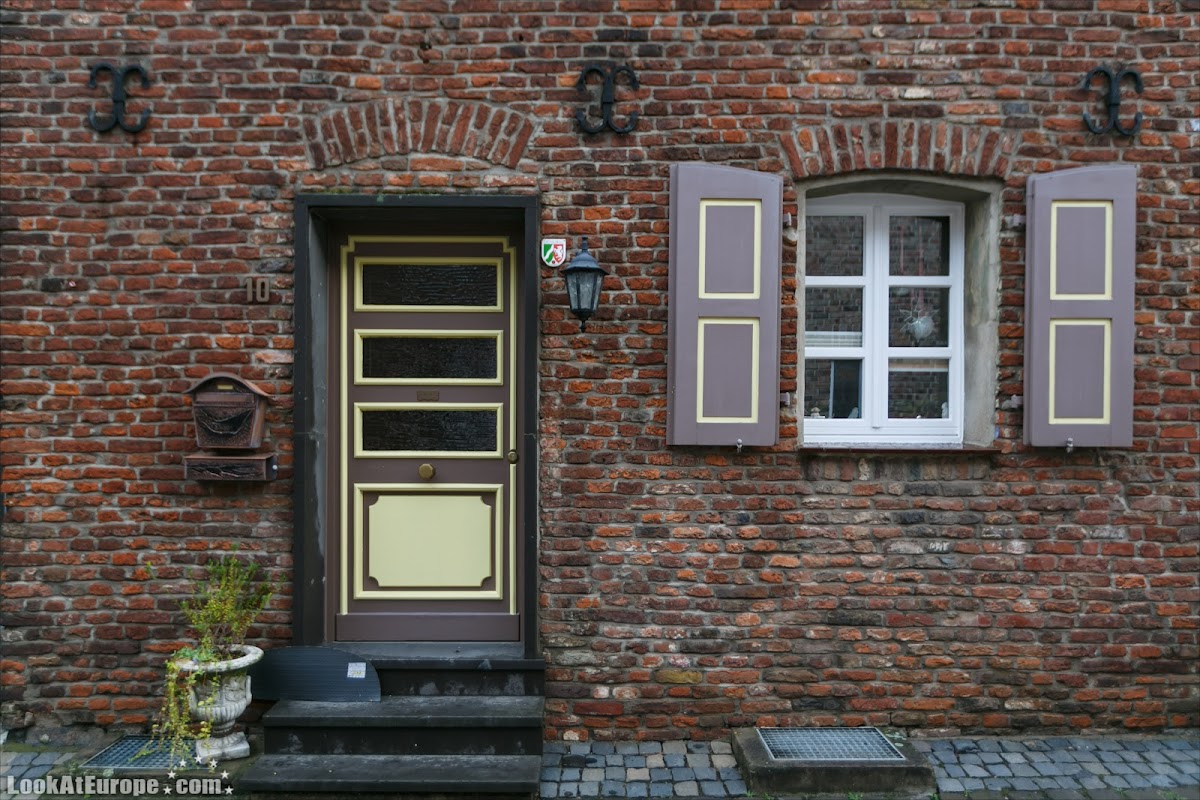 LookAtEurope.com | Европейские фото путешествия. Германия, Дормаген. Крепость-таможня Цонс | Germany, Dormagen Zons