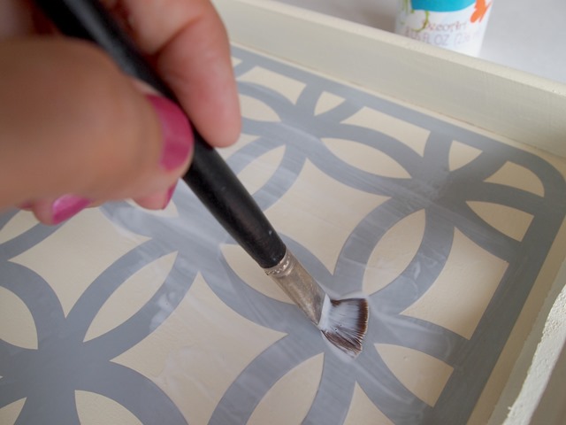 DIY stenciled tray with Decoupage Stenciling