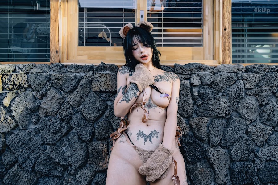 Jeon Bo-Yeon (전보연) Toilet Girl