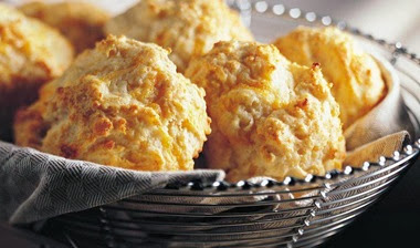 easy garlic cheese biscuits