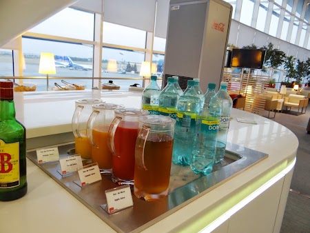 02. Business lounge Otopeni.JPG