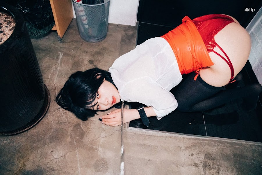 [Loozy] Zia (지아) – Office slave Part1