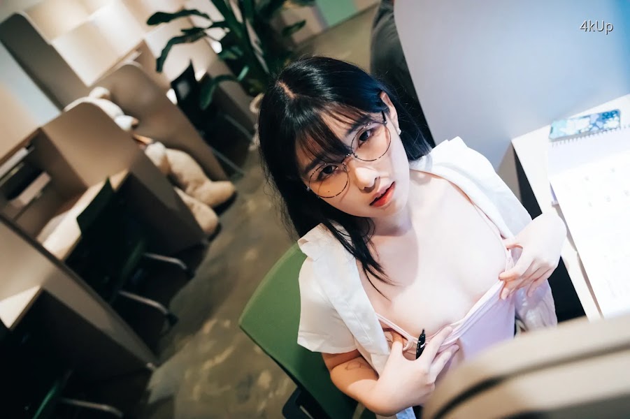[Loozy] Sonson (손손) Reading Room + S.ver