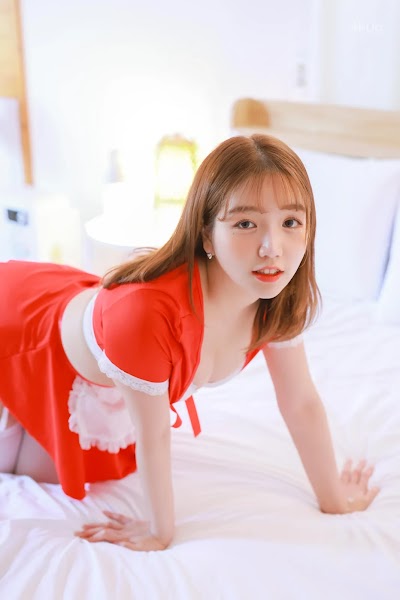 [SWEETBOX] YOONVELY SWTB Vol.26 – Santa Girl