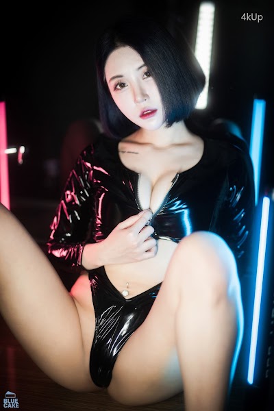 [BLUECAKE] Bomi (보미) City of Night