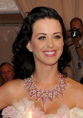 Katy Perry Hollywood hairstyles