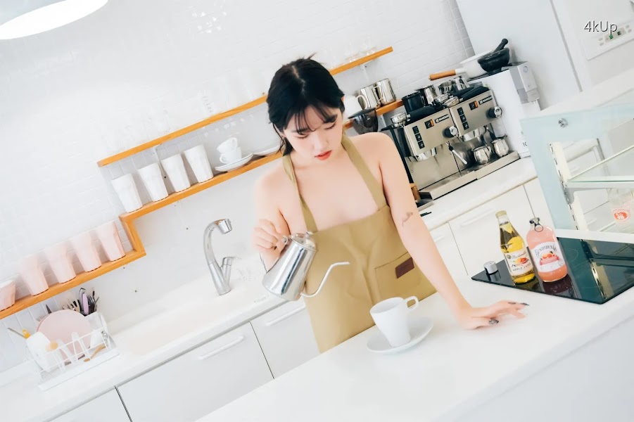 [Loozy] Sonson (손손) Nude Apron