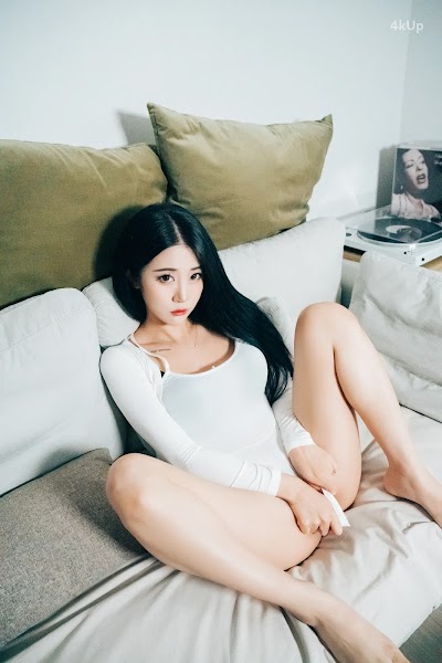 [Loozy] Bomi (보미) You Bomi