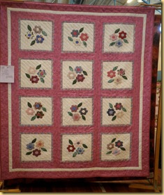 Val's Quilt Joan R