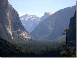 Yosemite_National_Park_IV_by_dhunley
