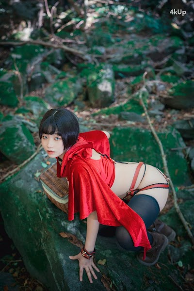 DJAWA Photo – Mimmi (밈미) Naughty Red Hiring Hood