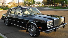 [1982-ChryslerFifthAvenue3.jpg]