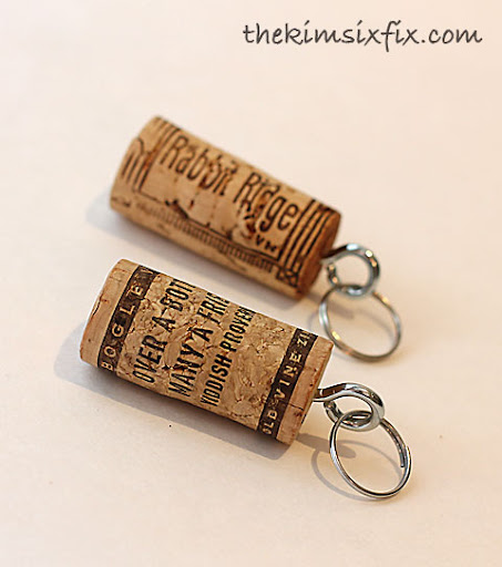 wine-KC single wine cork keychain single keychain Wine Cork Floating Key Chain 