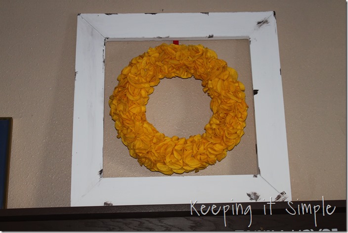 Circle felt wreath (6)