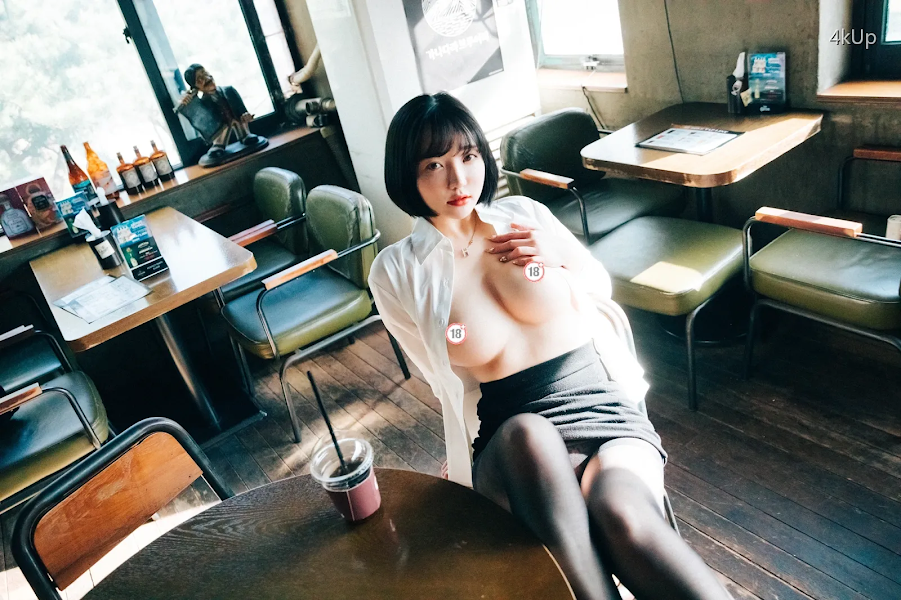 [Loozy] Son Ye-Eun (손예은) Tainted Love Bar Uncensored