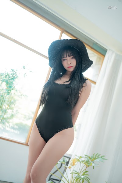 CreamSoda MoMo – MoMo Vol.01