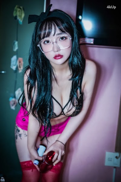 [BLUECAKE] Son Ye-Eun (손예은) Nude No Panty (Full)