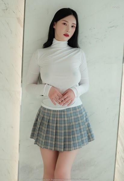 Pure Media Vol.143 Riha (리하)