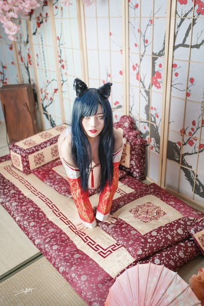 SAINT Photolife – Yuna & Ahri