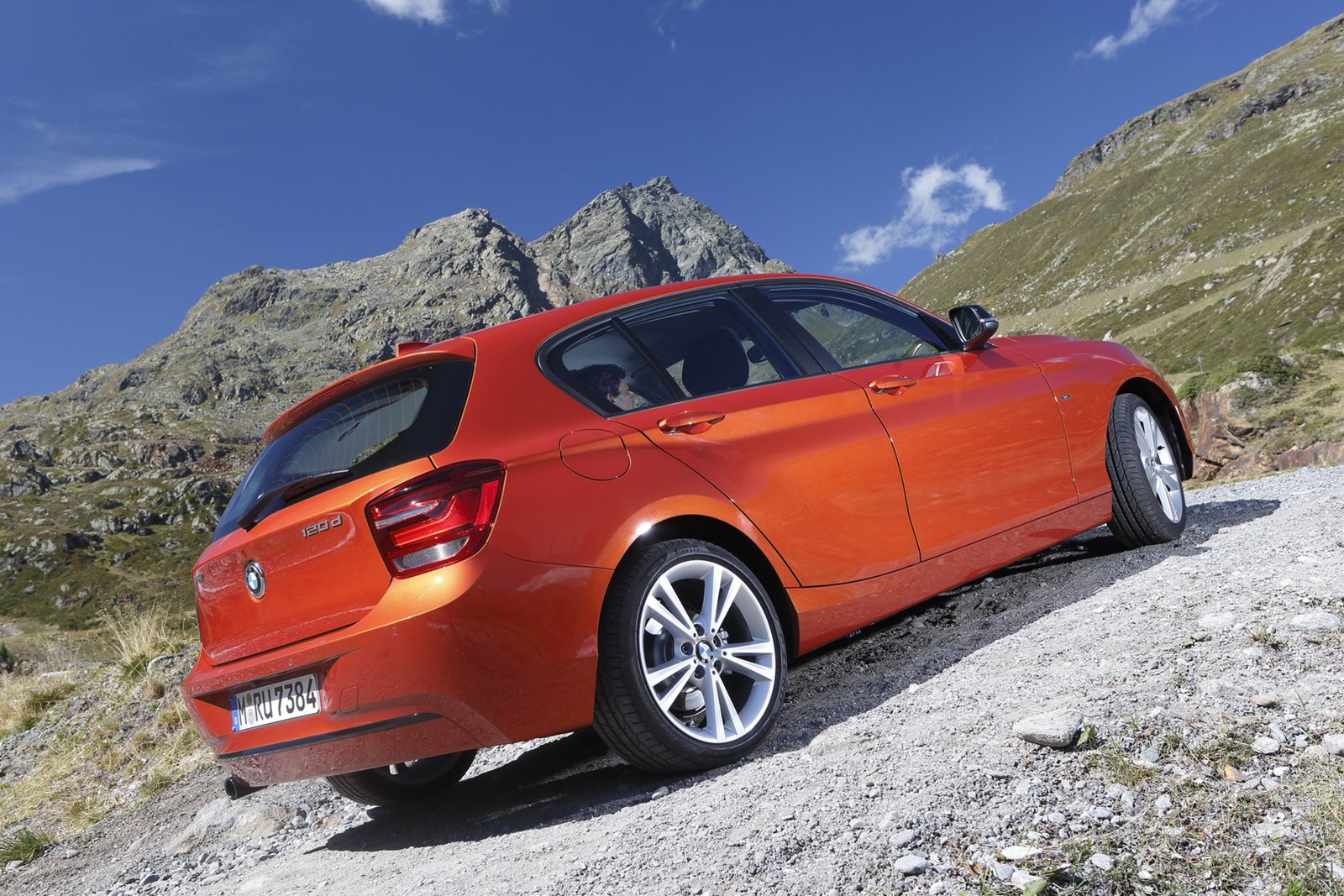 [BMW-1-Series-AWD-11%255B2%255D.jpg]