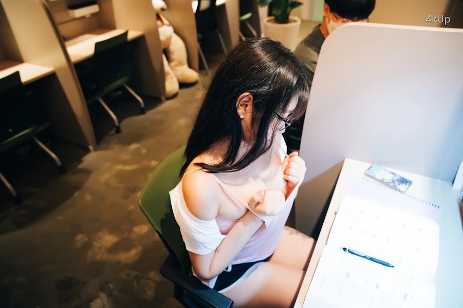 [Loozy] Sonson (손손) Reading Room + S.ver