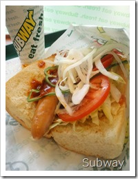Subwayのサンドイッチ(あらびきソーセージ)