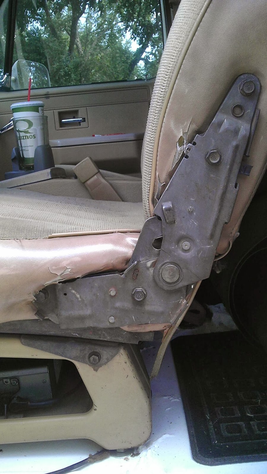 Iron Heart Blazer Fully adjustable seat hinges