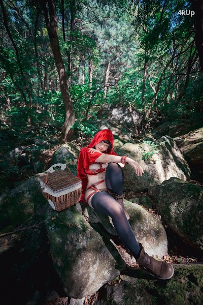 DJAWA Photo – Mimmi (밈미) Naughty Red Hiring Hood