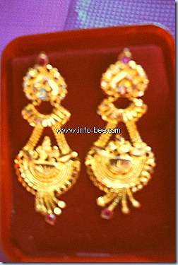 Thangamayil Jewellery design pictures