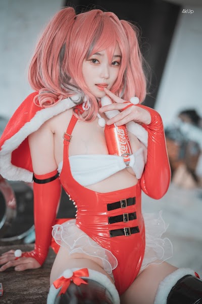 DJAWA Photo – Bambi (밤비) – Santa Girl in the Summer