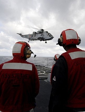 Indian Navy Helicopter aboard US Warship
