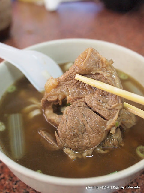 哪裡好吃哪裡去:美食避雷箴 【食記】台中老爺牛肉麵@北區台中二中 : 清燉感的紅燒味..@@|| 【食記】台中老爺牛肉麵@北區台中二中 : 清燉感的紅燒味..@@|| 中式 北區 區域 午餐 台中市 晚餐 牛肉麵 飲食/食記/吃吃喝喝 麵食類