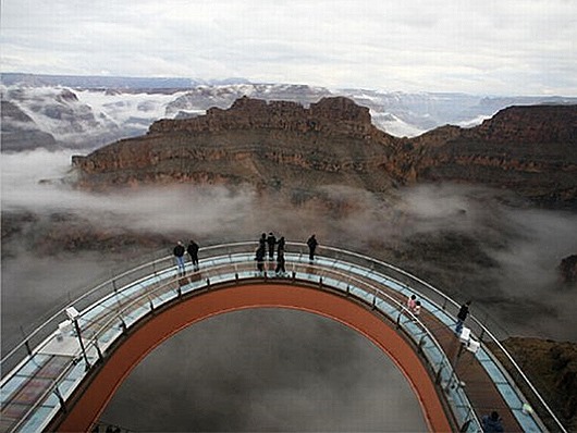Grand-Canyon-skywalk-top-view