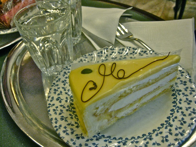 [IMG_660914.jpg]
