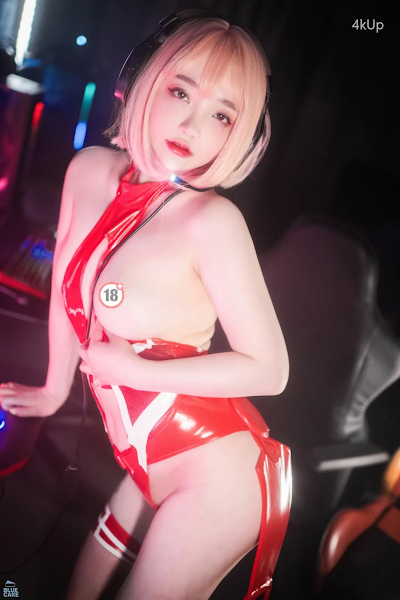 [BLUECAKE] Son Ye-Eun (손예은) Code 002 Mini Uncensored