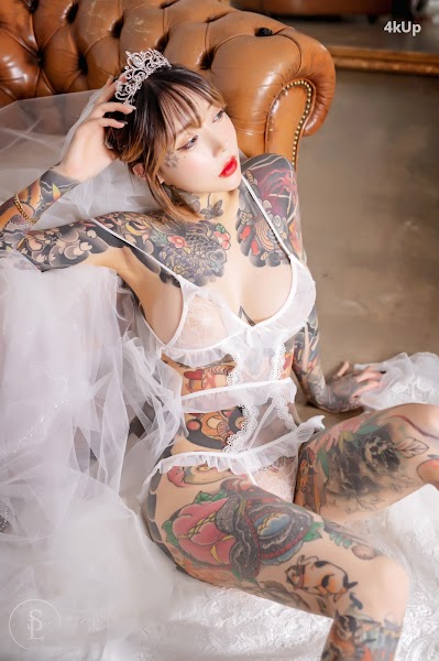 SAINT Photolife – YoKo Vol.01 & Cat Bride