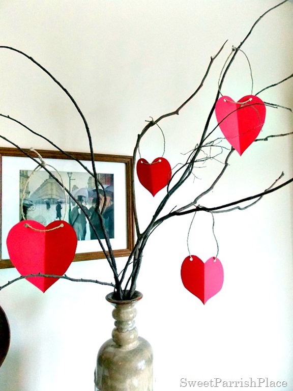 paper heart Valentine Tree4